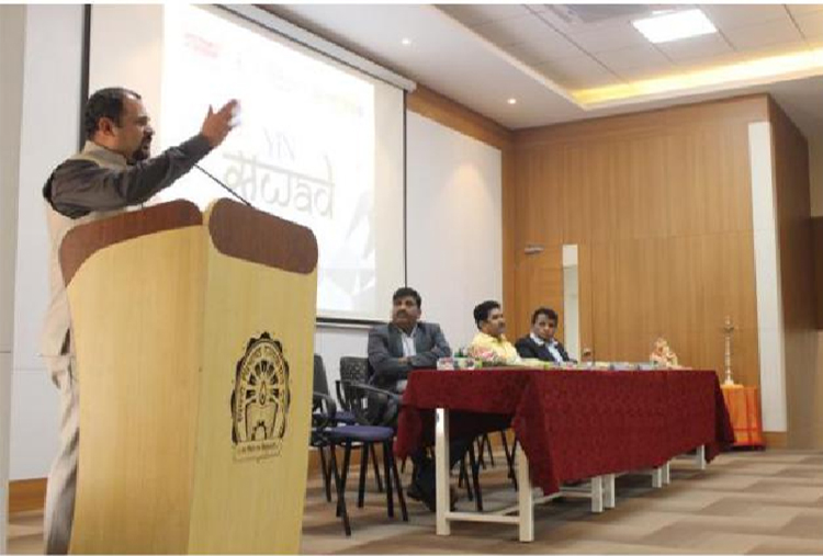 Mr. Shravan Hardikar Addressing the audience - Guest lectures at S B Patil College of architecture and design